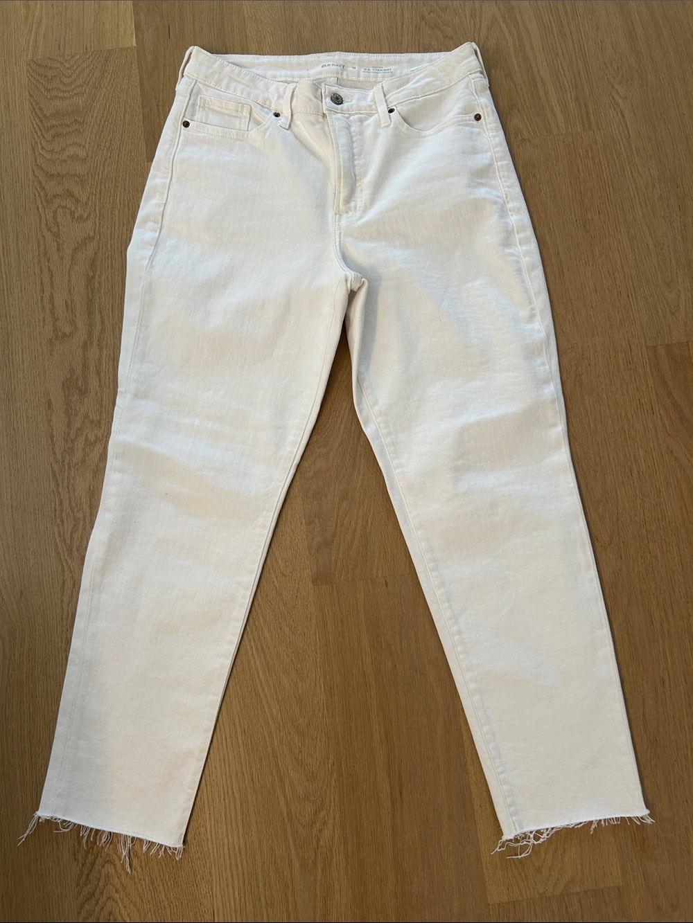 White High-Rise Straight Jeans